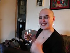 Luna se moque d'elle-m&ecirc;me (amateur)