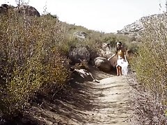 Arab princess fucking with her boyfriend in different positions outdoors