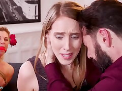 Smuggler buttfuck romps gf and her step-mother