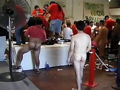 Blondie bimbo bi-atch doing world record gang-fuck