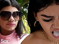 young Colombian woman doesn't like man juice and finishes up swallowing it with disgust
