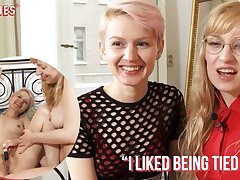 Ersties - 2 Hot Blondes Love Sexy Girl-girl Fun