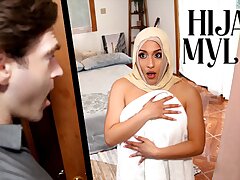 Jumpy Hijab Wifey Is Concerned About Being Alone With Another Stud