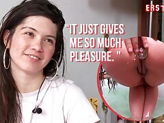 Ersties - Bathing session with Julia and her anal plug