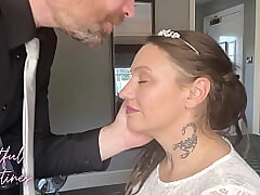 Internal cumshot pregnant daughter in law mins before her wedding