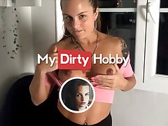 MyDirtyHobby - Arya_LaRoca Invites Her Neighbour For A Coffee Including Some Extras & A Happy Ending