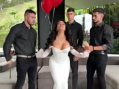Epic Valentine's Gangbang with Steffy Moreno DP and Anal