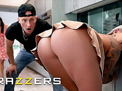 BRAZZERS - Slutty Chef Hayley Davies Fucks Her Best Friend's Husband & Ruins Their Anniversary Dinner