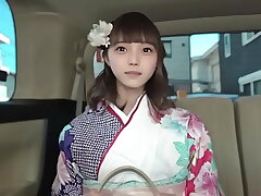 Hidden big breasts G cup 20-year-old on the way home from coming-of-age ceremony 1