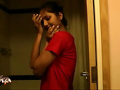 Super Hot Indian Babe Divya In Shower - Indian Porn