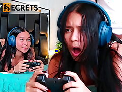 I FUCK MY STEPSISTER WHILE SHE PLAYS VIDEO GAMES