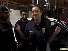 Police Officer Eliza Ibarra Sucks Every Big black cock