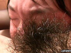 Randy Japanese babe gets her labia tongued out good