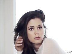 The finest Honeypot and Face in the World -Littlecaprciedreams