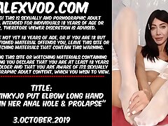 Hotkinkyjo put elbow lengthy hand fake penis in her anal hole & blossom