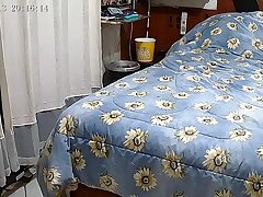 Estava sentindo dor de cabe&ccedil;a ent&atilde;o coloquei uma camera de segran&ccedil;a escondida em casa !!! Eu estava certo !!!