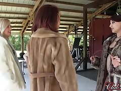 Raven & Isobel Arouse of the Very first Lashing