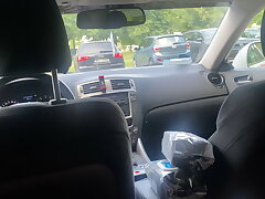 Unexperienced Girl Messy close-up blowjob in van