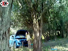Thanked the man for repairing the car, had fuck-fest in nature.OMG