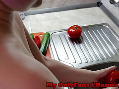 HannaMontana fucked herself with a immense cucumber and then munched it