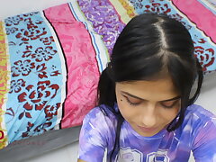 I give a good blowjob my stepbrother - porn in spanish