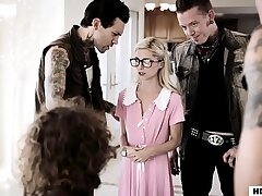 Piper Perri - I'm not a virgin anymore! # Hardcore Gang-bang