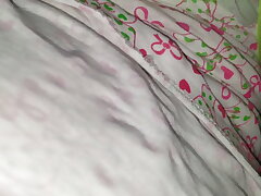 Xxx Desi Indian My sister in law lets me pull up her dress for the first time