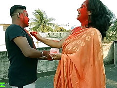 18yrs tamil fellow boinking 2 super-sexy cougar bhabhi together at holi day