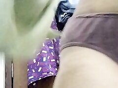 Steaming riya ne  gift  diya jab aapne brother ko