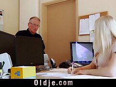 Young assistant dual blowjob fuck mouth cumshot for boss big aged cock
