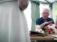 y. seduces elderly dude and begs him to bang her gullet