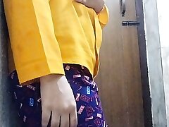 Indian married wife ne gaand m lagaya tel super-steamy indian desi wife