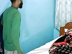 Spouse caught his wifey fucking with AC mechanic!