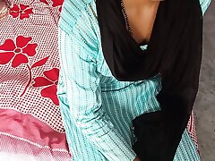 The Indian sister-in-law of the desi village had come after getting a fresh marriage, firm lovemaking Clear Hindi audio