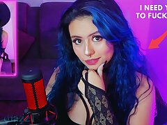 Part 2: Colombian web cam model loves to think of a big pink cigar inwards her mouth, she is a bitch praying for tokens.
