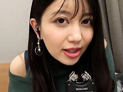 Intense and mouth-watering whispering voice that drives your ears crazy! Adorable bodied beauty with a soothing voice!