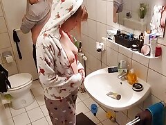Stepsister Caboose Boinked Hard In The Bathroom And Everyone Can Hear The Slaps