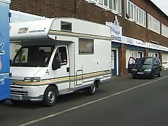 Gangbang Touri Van
