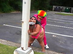 TheJaidynVenus Desired To Let A Clown Fuck For Free-for-all And Ran into Gibby The Clown