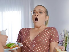 She Enjoys Her Cock In The Kitchen / Brazzers scene from zzfull.com/HC