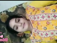 Bobby bhabhi was banged by pizza delivery boy in her palace behind hubby
