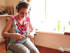 Grimaces Ezmerelda Ejaculates To Music