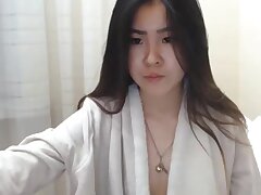 super-sexy korean girl squirts on web cam