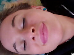 Sweetheart Teen Shows Off Her Masturbation Abilities