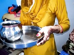 Karawa chauth k din dewar ne youthfull bhabhi ki chudayi kiya