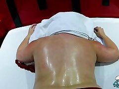 college girl plumper wants to learn more about pleasure, and came to know massage orgasms
