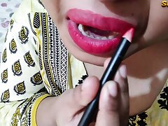 Indian Priya Bhabhi applies Lipstick Then Devar gives her a Rough fuck & Big ejaculates Two times inwards her Honeypot & in her Jaws
