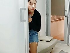 Give my stepbrother some oral jobs in swap for something interesting - Porno in Spanish