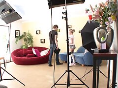 Ultra-kinky stud gets a Suck off then bangs a adorable stunner on the bed