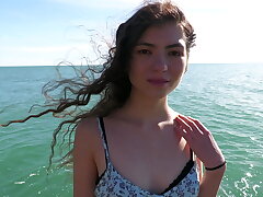 Monster Trunk Destroy Petite Wooly Culo 18yo Luna with Figure Weight of Only 35 kilograms and Jizz on Mouth VG110